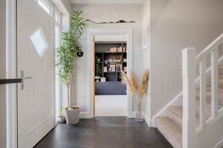 9-381 Old Holywood Rd.jpg