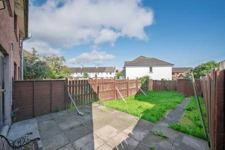 27-44 Drumglass Ave.jpg