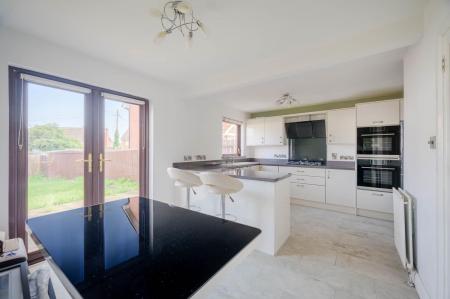13-44 Drumglass Ave.jpg