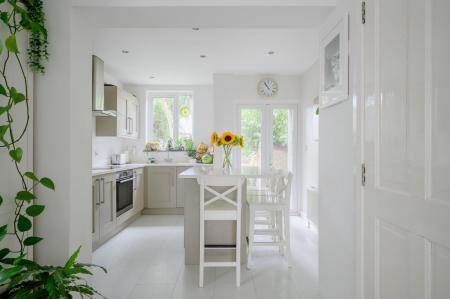 14-6 Hillview Place.jpg