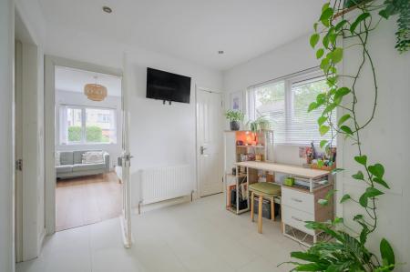 12-6 Hillview Place.jpg