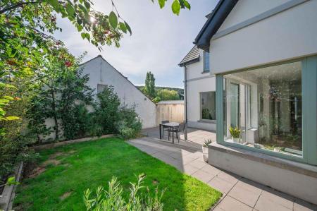 37-387 Old Holywood Rd.jpg