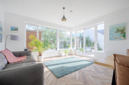 19-387 Old Holywood Rd.jpg
