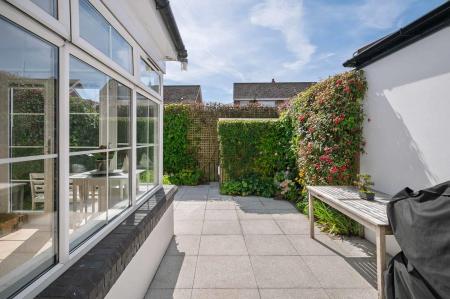4-9 Crawfordsburn Close.jpg