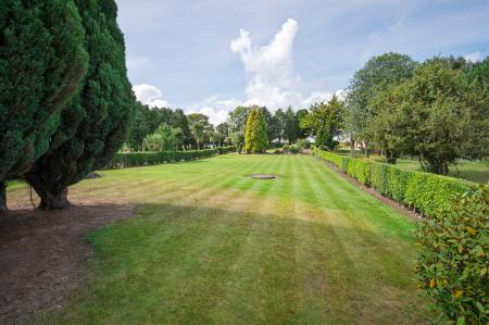 24-76 Ballymoney Rd.jpg