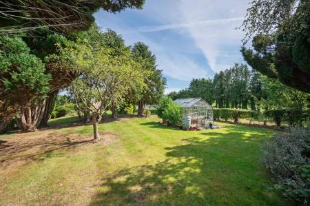 29-76 Ballymoney Rd.jpg
