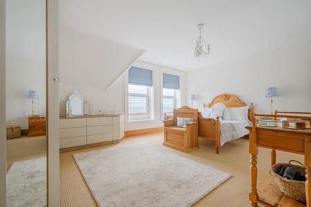 30-8 Sharman House.jpg
