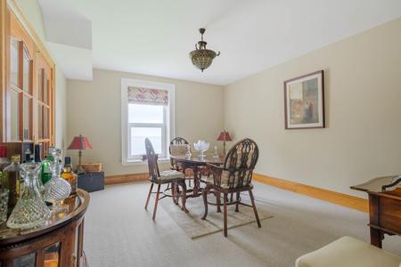 21-8 Sharman House.jpg