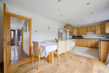 8-70 Grangewood Rd.jpg