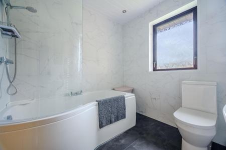 20-70 Grangewood Rd.jpg