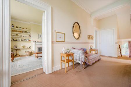 17-32B Demesne Road.jpg