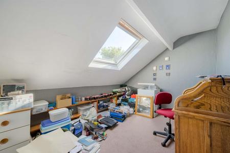 36-32B Demesne Road.jpg