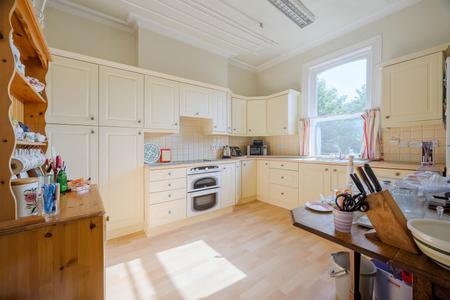 24-32B Demesne Road.jpg