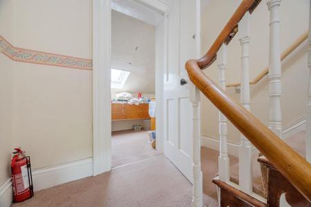 27-32B Demesne Road.jpg