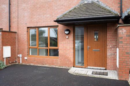 4-13 Worcester Lane.jpg