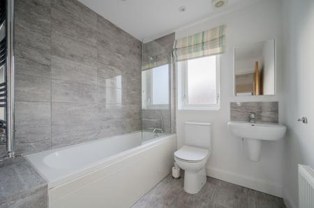 28-13 Worcester Lane.jpg