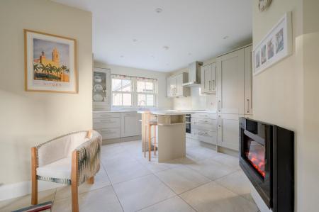 17-11 College Green.jpg