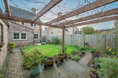 40-11 College Green.jpg