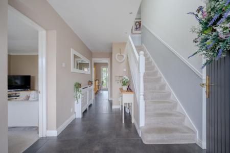 1-1 Lord Wardens Ave.jpg