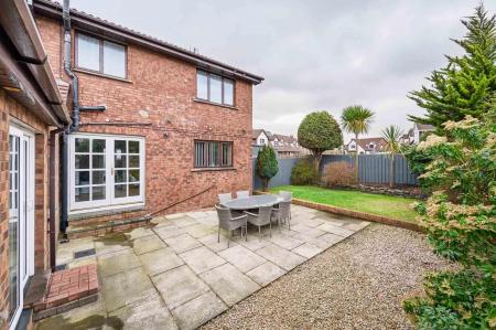 42-1 Lord Wardens Ave.jpg