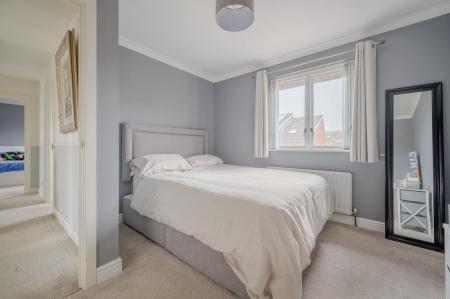 32-1 Lord Wardens Ave.jpg