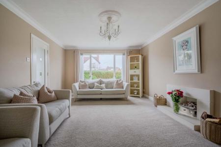 5-1 Lord Wardens Ave.jpg