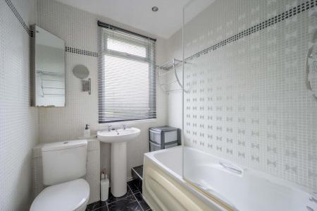 15-1 Bloomfield Place.jpg