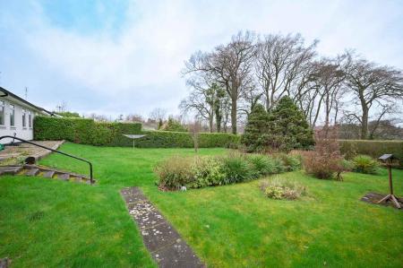 18-1 Bloomfield Place.jpg