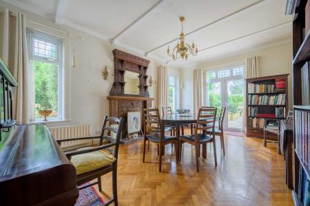 25-80 Bryansburn Rd.jpg