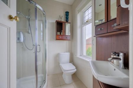 41-80 Bryansburn Rd.jpg