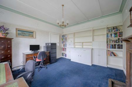 13-80 Bryansburn Rd.jpg