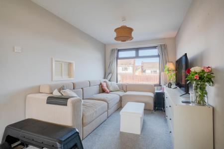 10-119 Towerview Cres.jpg