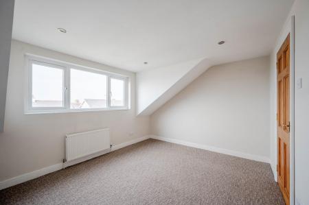 24-10 Stanley Rd.jpg