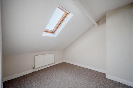 22-10 Stanley Rd.jpg