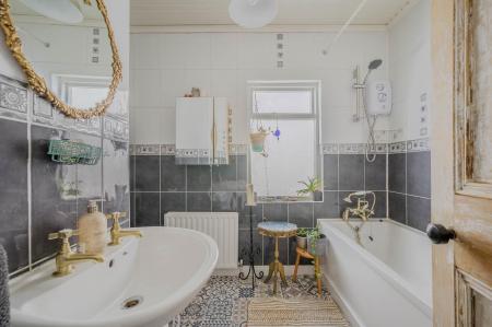 20-10 Prospect Rd.jpg