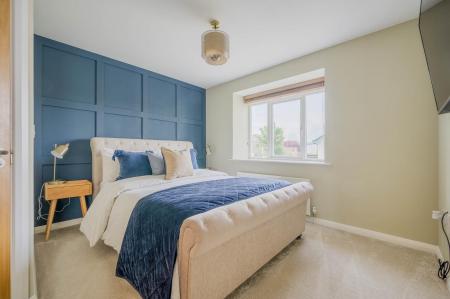 20-19 Shaftsbury Park.jpg