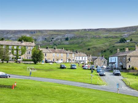 Flat 2, TLI - view1.JPG