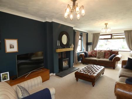 7 St Trinians-LR2.JPG