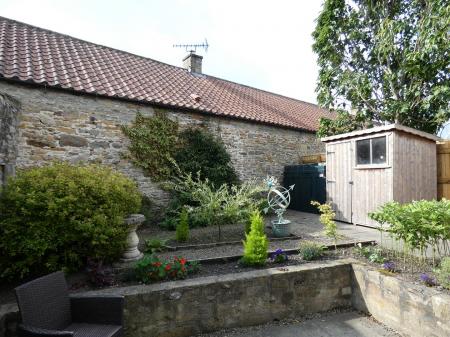 Dilston Cottage - Gdn1.JPG