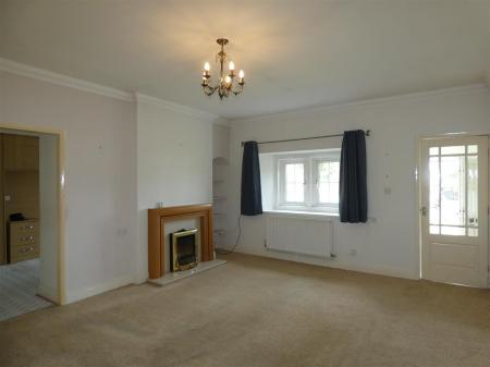 Dilston Cottage-living.JPG