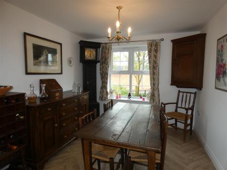 15 Ash Tree Drive - Dining.JPG