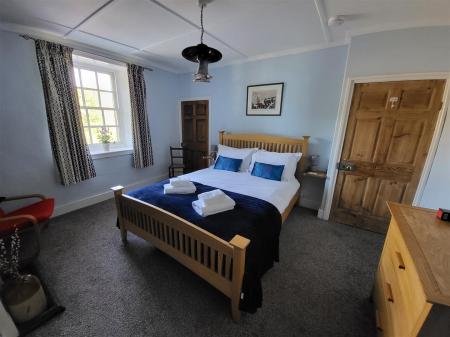 MasterBedroom1.jpg