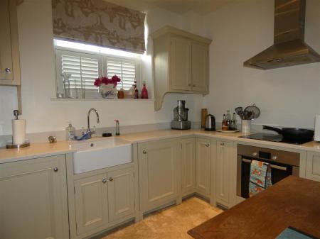 Gilling Lodge - kitchen.JPG