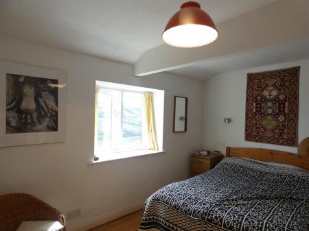 East Brocca Bank - Bedroom 2.JPG