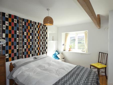 East Brocca Ban- Bedroom 1.JPG