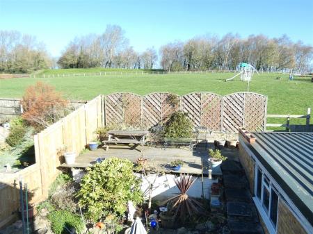 19 Moorside Road- Garden2.JPG