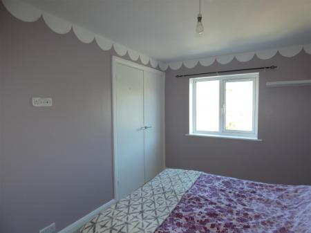 19 Moorside Road - Bedroom 2.JPG