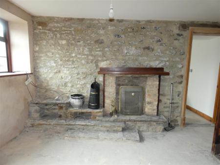 The Old Blacksmiths Shop - living room fireplace.J