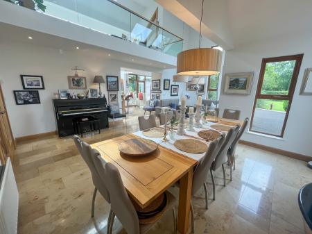 Open Plan Living - D