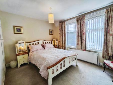 b4af706f-IMG_2025053